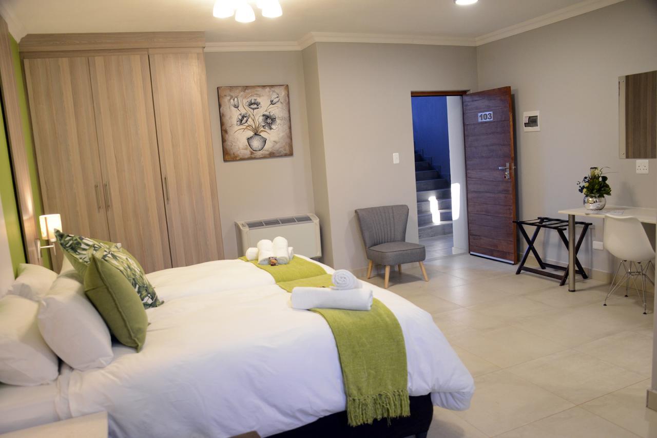 Side Lodge Rustenburg